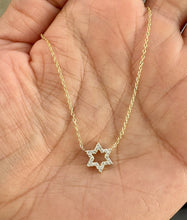 Load image into Gallery viewer, STAR OF DAVID OUTLINE NECKLACE