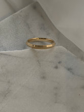 Load image into Gallery viewer, ESME GOLD KNIFE-EDGE RING