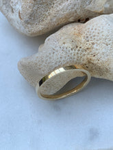 Load image into Gallery viewer, GOLDIE FLAT BAND