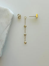 Load image into Gallery viewer, CIARA TRIPLE DIAMOND BEZEL EAR JACKET