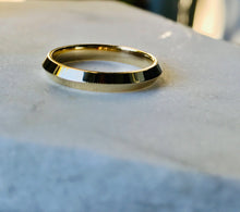 Load image into Gallery viewer, ESME GOLD KNIFE-EDGE RING