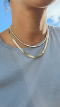 Load image into Gallery viewer, BREILLA HERRINGBONE NECKLACE
