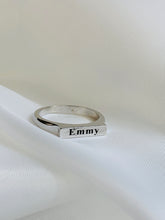Load image into Gallery viewer, REIGN NAME RING