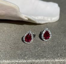 Load image into Gallery viewer, EVIE RUBY PEAR STUDS
