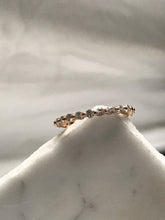 Load image into Gallery viewer, LEV SINGLE PRONG DIAMOND RING