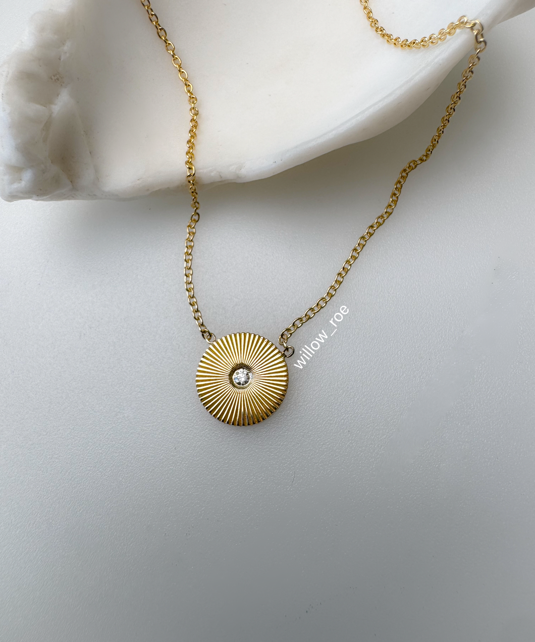 SIENNA PLEATED DISC PENDANT