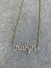 Load image into Gallery viewer, CALIS CURSIVE MUTIPLE DIAMOND NAME NECKLACE
