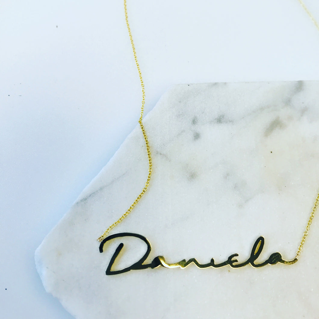 THINNY CURSIVE NAME NECKLACE