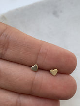 Load image into Gallery viewer, AHAVA GOLD HEART EARRINGS
