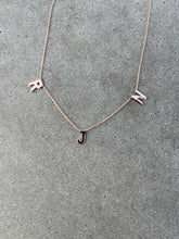Load image into Gallery viewer, JOELLE HORIZONTAL INITIAL NECKLACE
