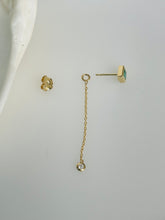 Load image into Gallery viewer, CLEA SINGLE DIAMOND BEZEL EARRING JACKET
