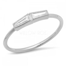 Load image into Gallery viewer, JULES BAGUETTE DIAMOND RING
